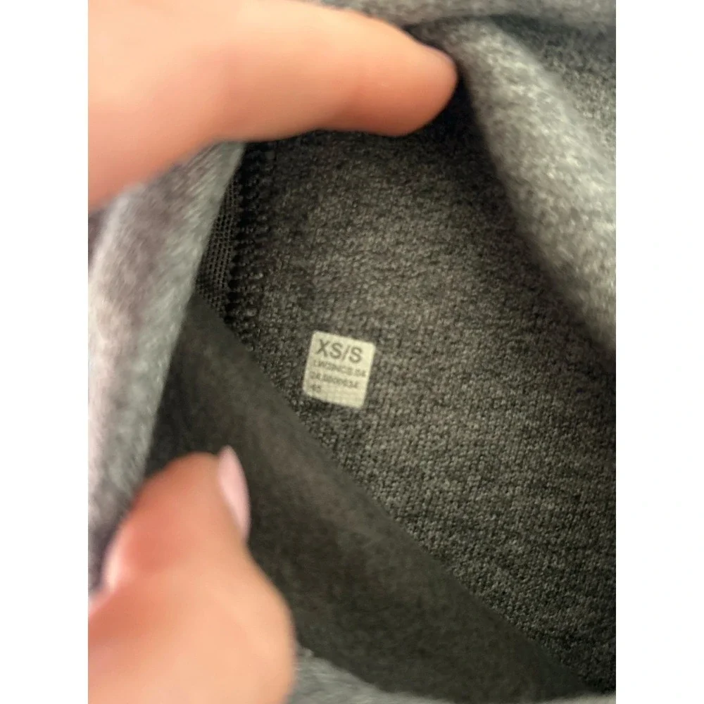 Lululemon Mock Neck Scuba Cropped Hoodie XS/S